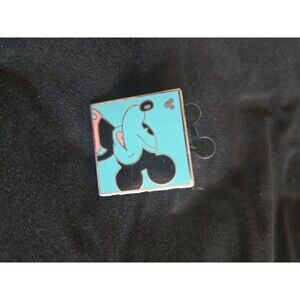 2010 disney hidden mickey trading pin neon blue mickey